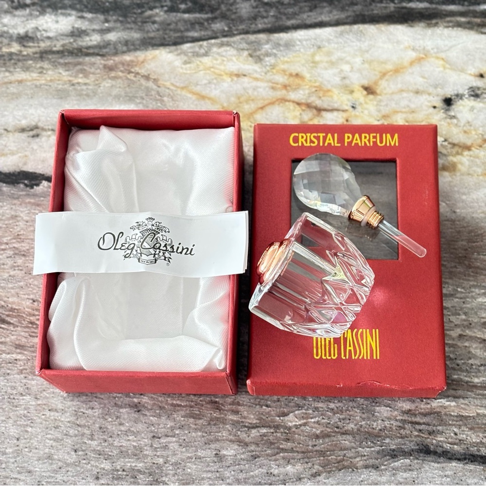 Oleg Cassini Empty Crystal Perfume Bottle with Engraved Signature - New in Box